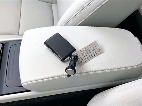 New 2026 Volvo XC40 B5 Ultra w/ Protection Package Premier AWD/4WD image 27