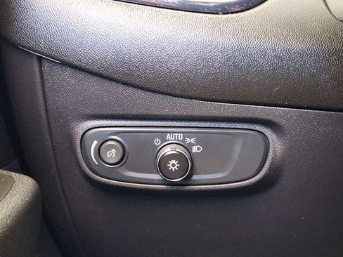 Certified 2024 Chevrolet Equinox RS image 23