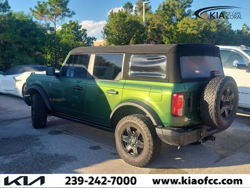 Used 2022 Ford Bronco Black Diamond AWD/4WD image 4