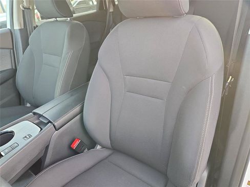 Used 2023 Nissan Rogue S FWD image 16