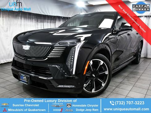 Used 2025 Cadillac Escalade IQ Sport 1 AWD/4WD image 1