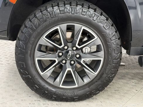 Used 2023 Chevrolet Tahoe Z71 AWD/4WD image 13