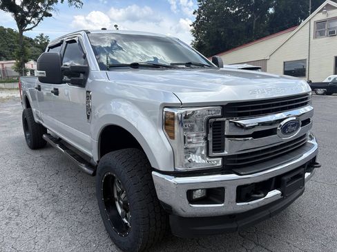 Used 2019 Ford F250 XLT w/ XLT Value Package AWD/4WD image 8