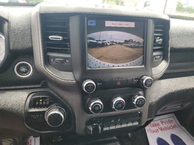 Used 2022 RAM 3500 Tradesman w/ Chrome Appearance Group AWD/4WD image 14