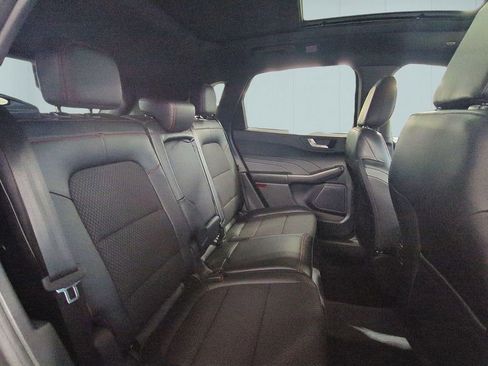 Used 2023 Ford Escape ST-Line w/ Tech Pack #1 AWD/4WD image 31
