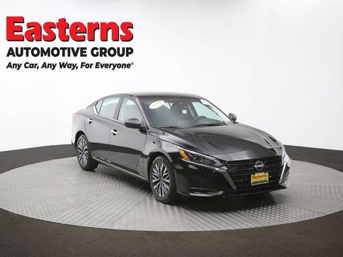 Used 2025 Nissan Altima 2.5 SV image 49