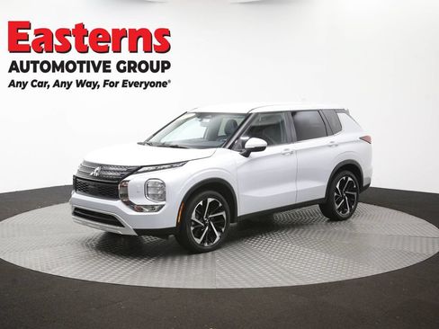 Used 2024 Mitsubishi Outlander SE AWD/4WD image 57