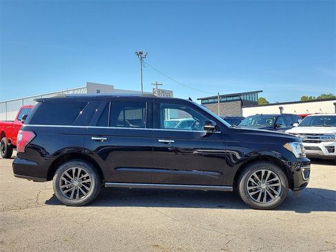 Used 2020 Ford Expedition Limited image 6
