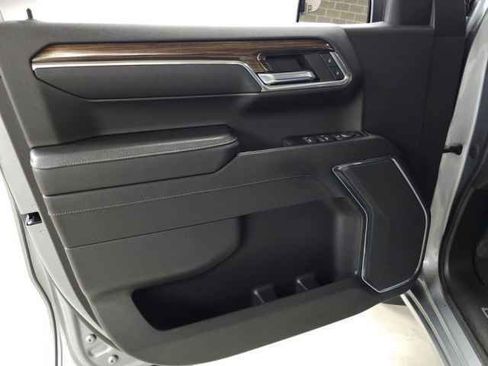 Used 2023 Chevrolet Silverado 1500 LT image 14