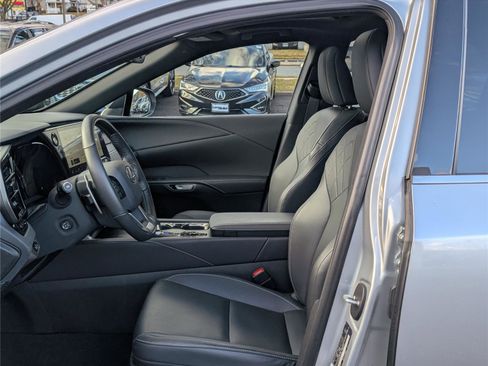 Used 2024 Lexus RX 350 Premium image 16