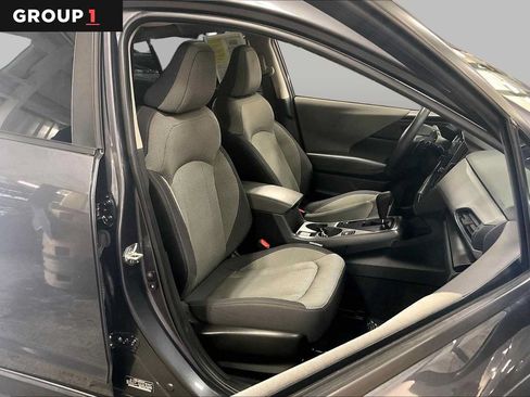 Used 2024 Subaru Crosstrek 2.0i Premium AWD/4WD image 9