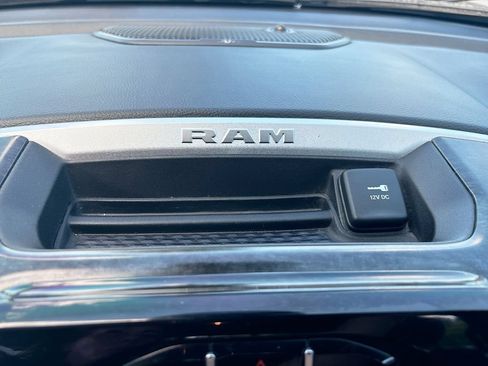 Used 2019 RAM 1500 Big Horn RWD image 39