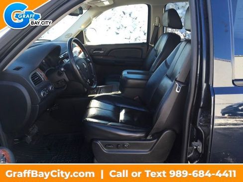 Used 2007 Chevrolet Suburban LTZ w/ LTZ Preferred Equipment Group image 9