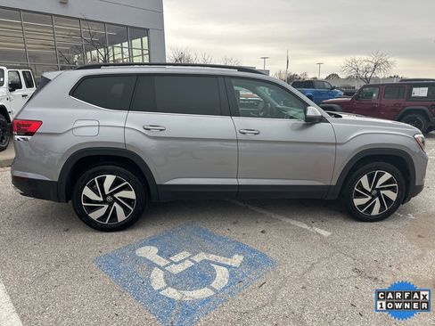 Used 2024 Volkswagen Atlas SE image 35