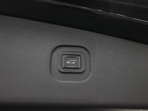 Used 2015 GMC Terrain SLT w/ Open Road Package AWD/4WD image 7