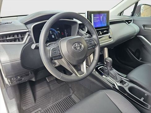Certified 2024 Toyota Corolla Cross XLE AWD/4WD image 6