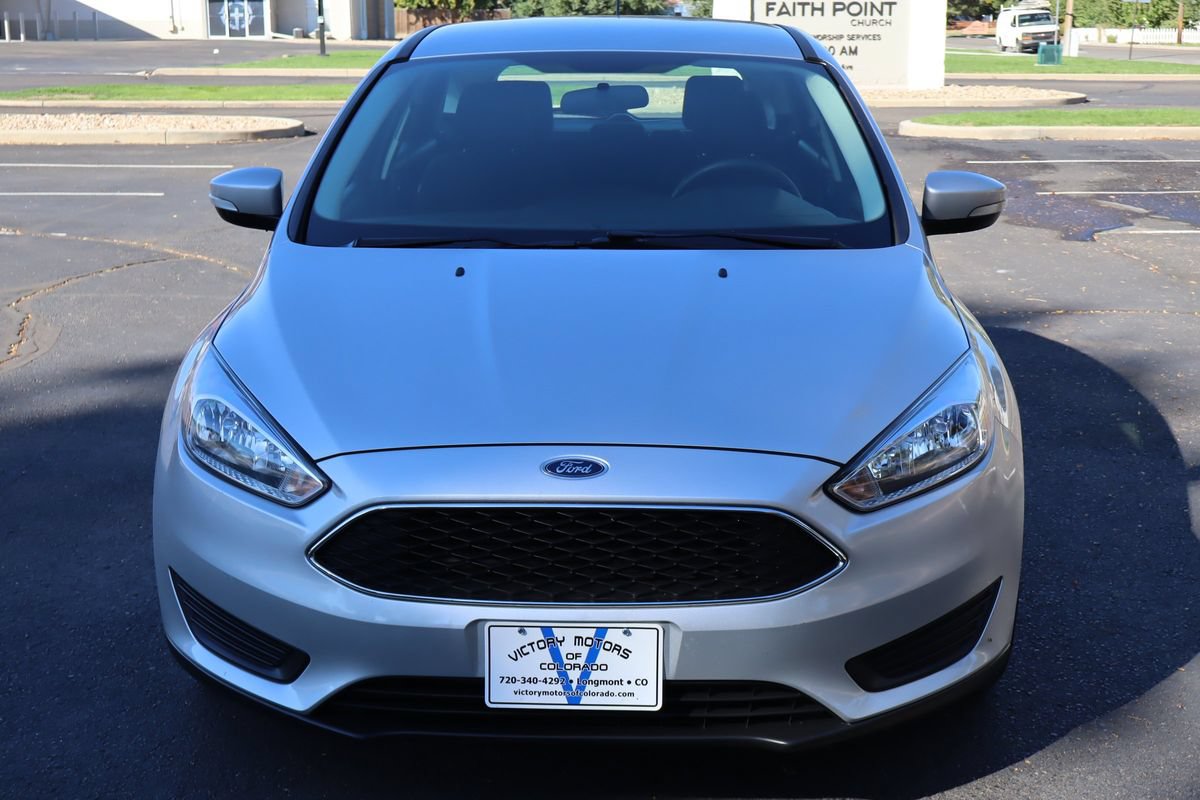 Used 2018 Ford Focus SE w/ Cold Weather Package FWD image 12