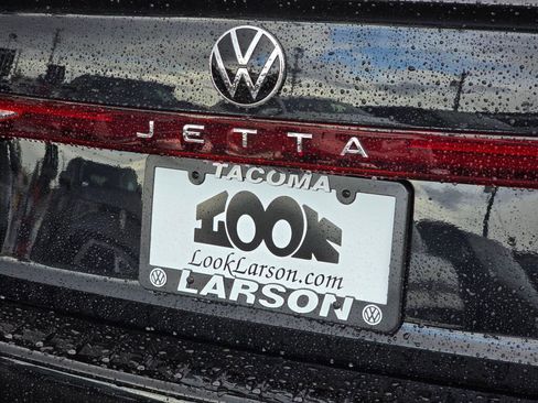 New 2026 Volkswagen Jetta SE image 15