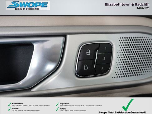 Certified 2022 Ford Explorer Platinum w/ Technology Package image 19