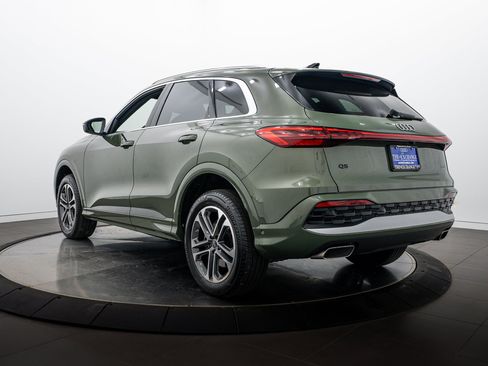 Used 2025 Audi Q5 Premium Plus w/ Premium Plus AWD/4WD image 5