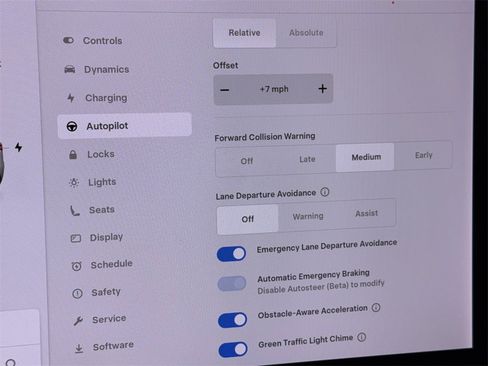 Used 2021 Tesla Model Y Long Range image 30