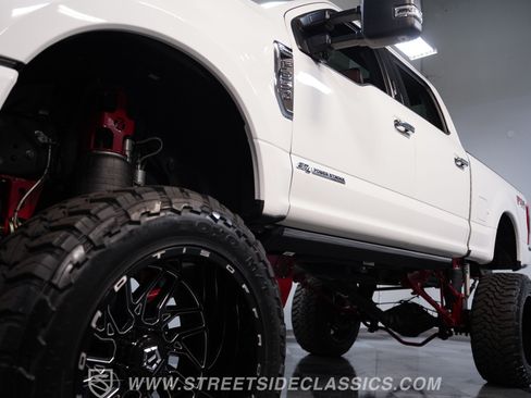 Used 2021 Ford F350 Platinum AWD/4WD image 18