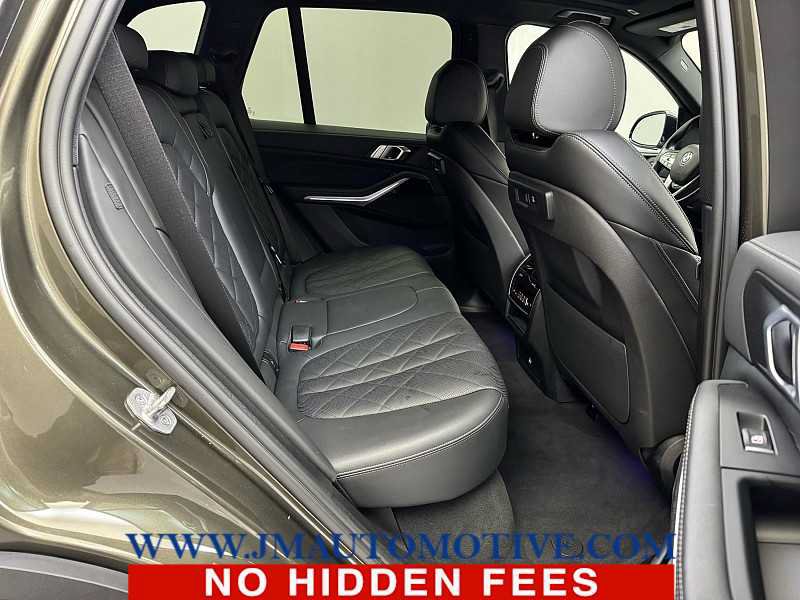Used 2023 BMW X5 xDrive40i AWD/4WD image 18