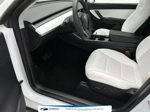 Used 2020 Tesla Model Y Long Range AWD/4WD image 11