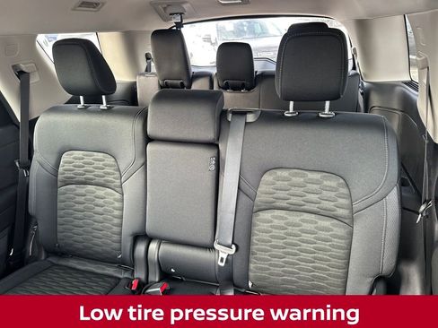 New 2025 Nissan Pathfinder SV w/ Black Appearance Package image 28