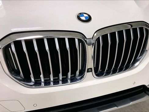 Used 2021 BMW X5 xDrive40i w/ Convenience Package image 31
