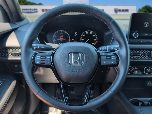 Used 2024 Honda HR-V Sport image 17