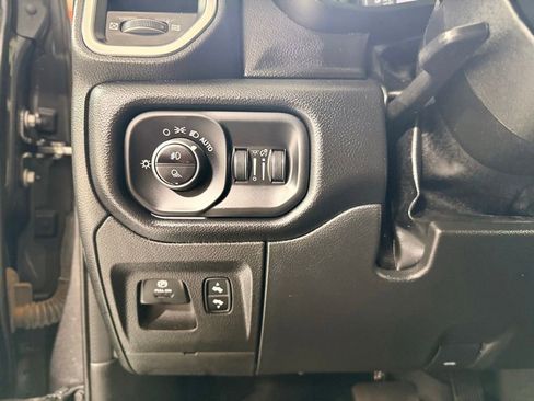 Used 2022 RAM 1500 Laramie w/ Sport Appearance Package AWD/4WD image 14