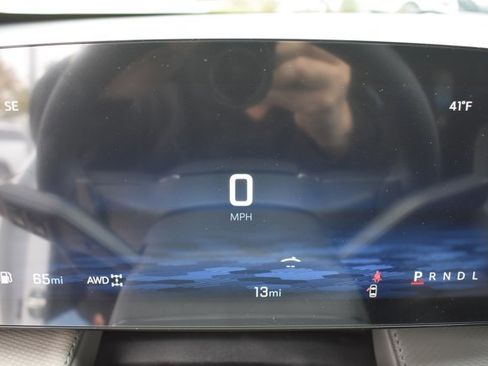 New 2026 Chevrolet Equinox LT w/ Convenience Package II image 23