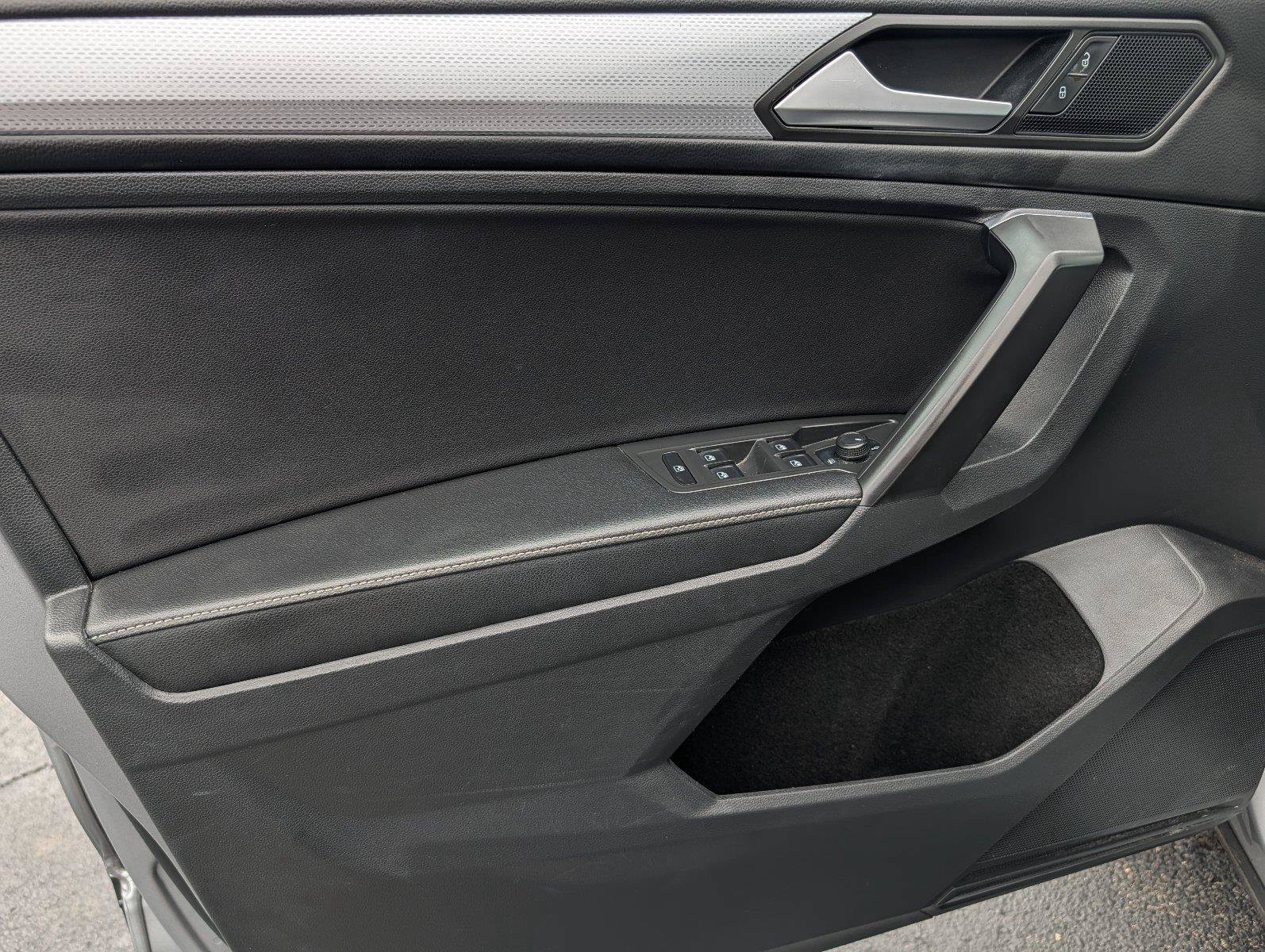 Used 2023 Volkswagen Tiguan S FWD image 14