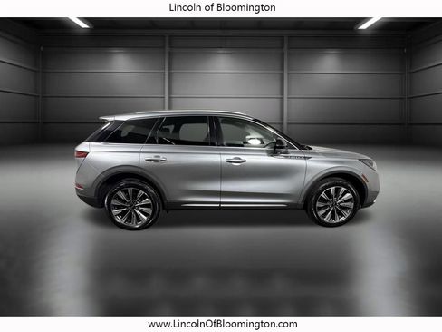 Certified 2022 Lincoln Corsair Reserve w/ Elements Package AWD/4WD image 9