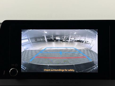 Used 2024 Toyota Prius LE image 25