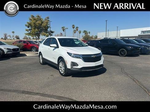 Used 2024 Chevrolet Equinox LT image 1