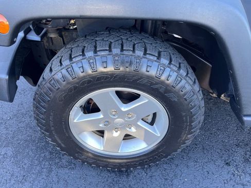 Used 2017 Jeep Wrangler Sport w/ Quick Order Package 24S image 10