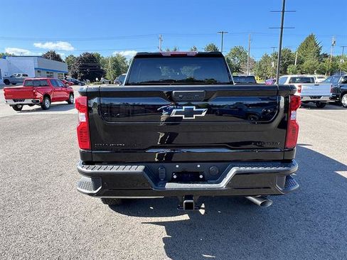 New 2026 Chevrolet Silverado 2500 Custom w/ Custom Value Package AWD/4WD image 4