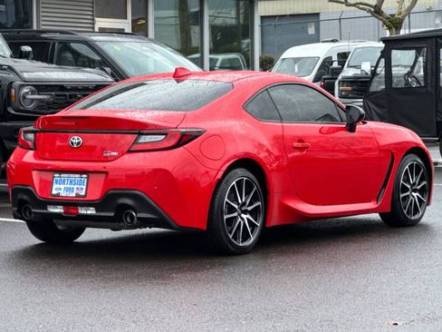 Used 2023 Toyota GR86 Base w/ ALL Weather Mat Package (TMS) image 6