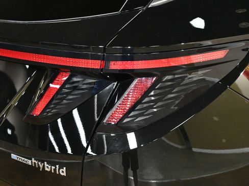 Used 2024 Hyundai Tucson Limited image 59