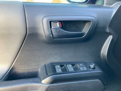 Certified 2023 Toyota Tacoma SR image 10