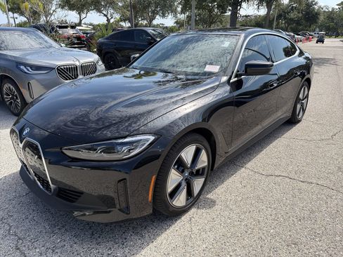 Used 2023 BMW i4 eDrive35 w/ Parking Assistance Package RWD image 8