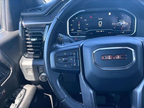 Used 2023 GMC Sierra 1500 AT4 w/ AT4 Premium Package AWD/4WD image 23