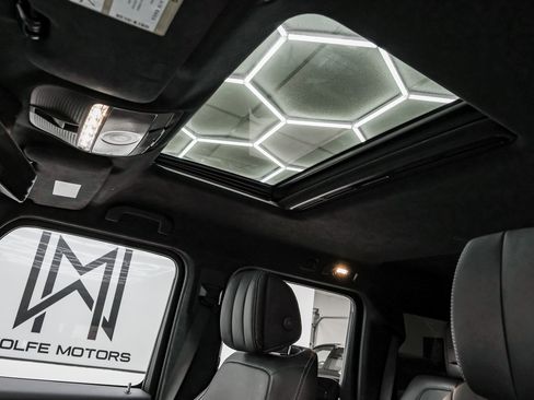 Used 2024 Mercedes-Benz G 550 image 27