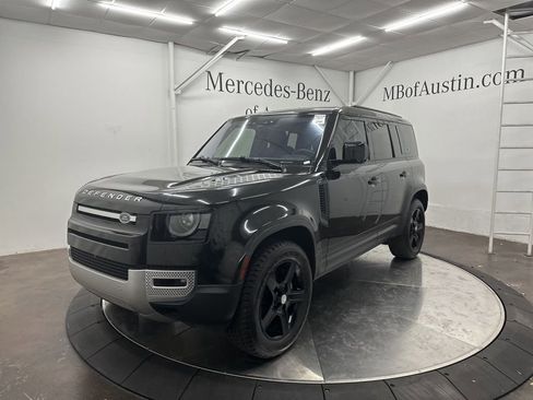 Used 2021 Land Rover Defender 110 SE image 3