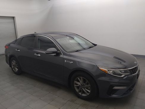 Used 2020 Kia Optima LX FWD image 11
