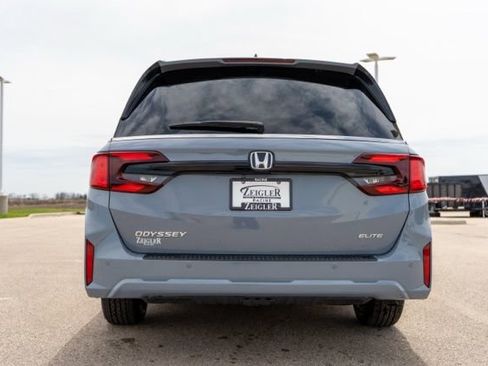 New 2026 Honda Odyssey Elite image 6