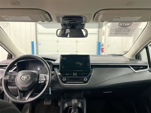Used 2024 Toyota Corolla LE image 10
