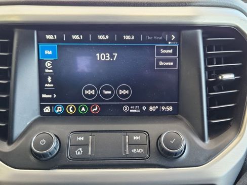 Used 2023 GMC Acadia SLT AWD/4WD image 11